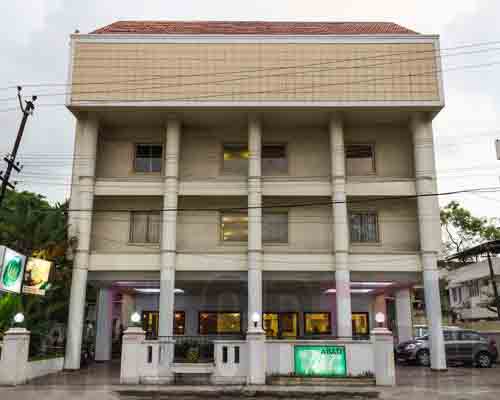 Welgreen Kerala Holidays - Hotel Abad Metro